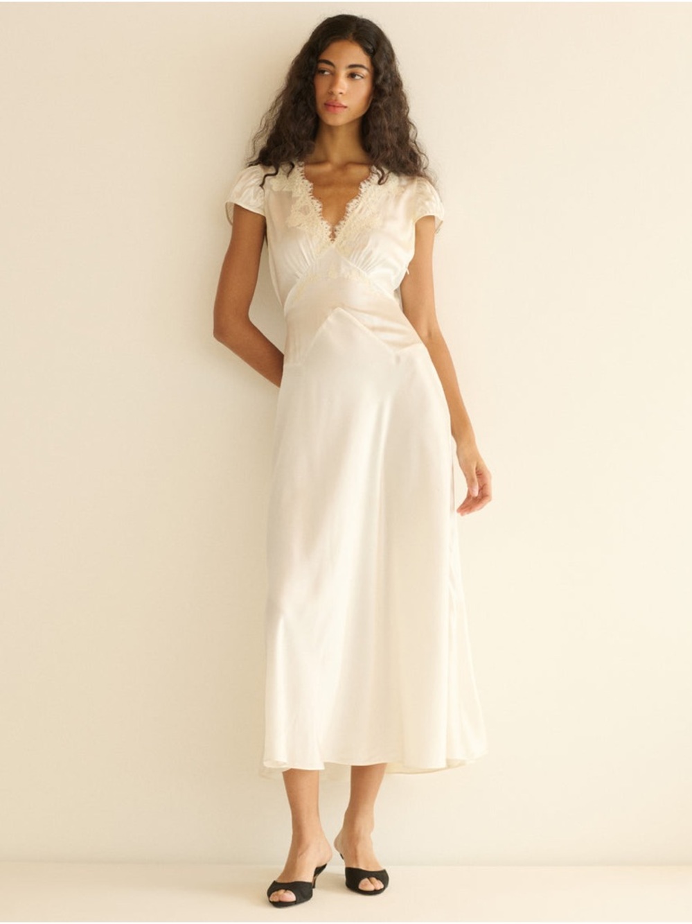 Doen Coraline Dress in Salt - Picture 3 of 10